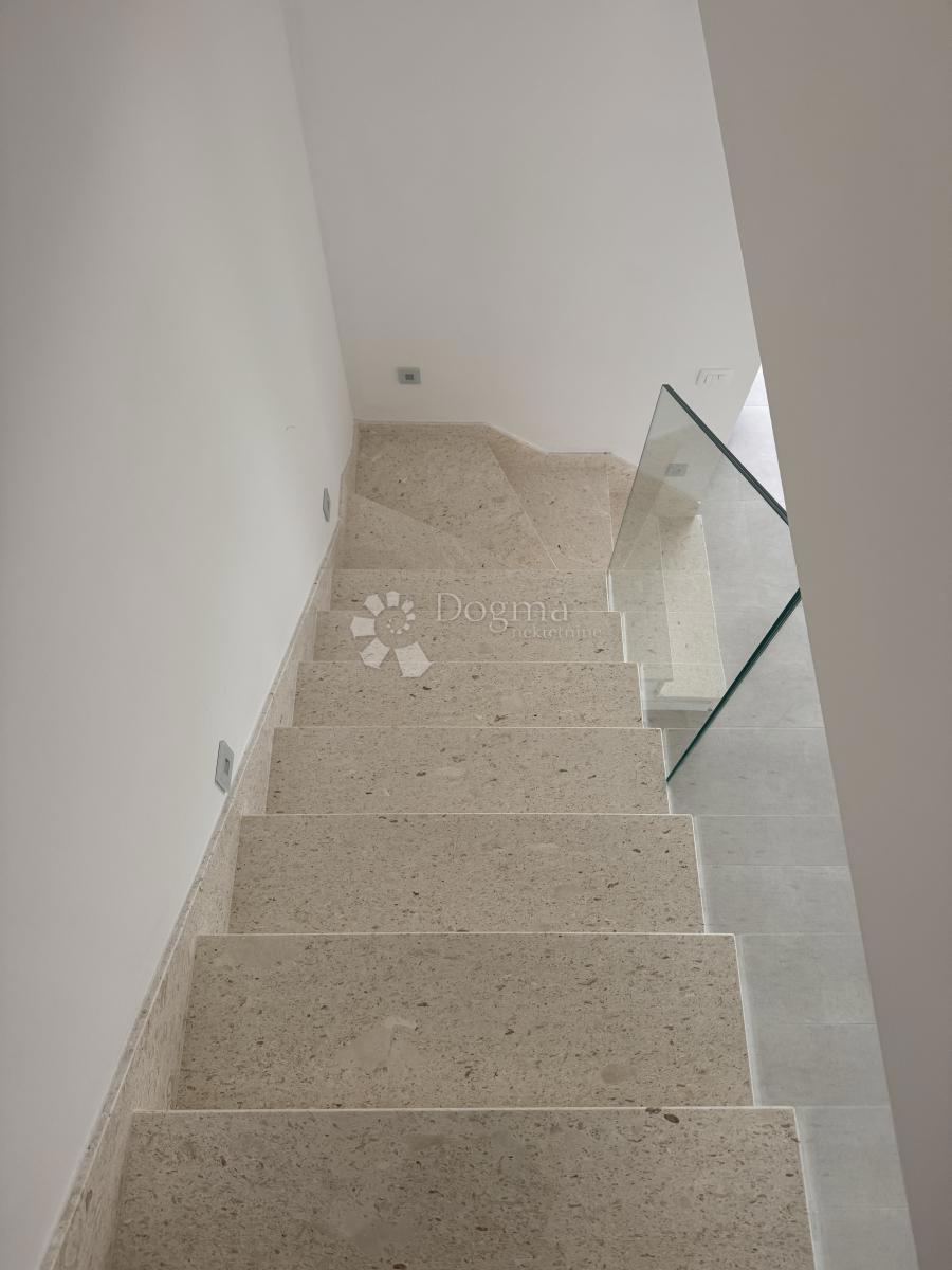 Stanovanje Diklovac, Zadar, 155,37m2