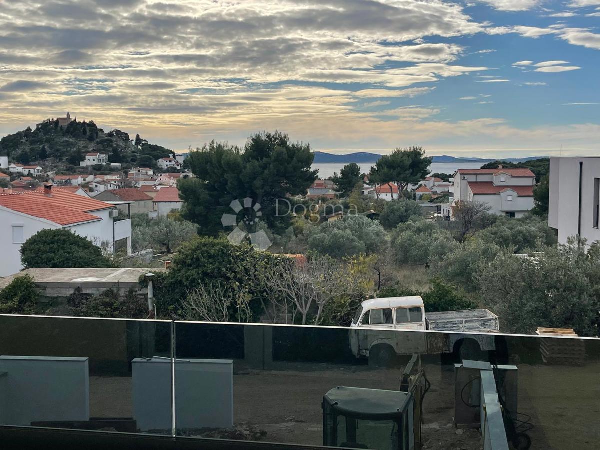 Hiša Tribunj, 243,70m2