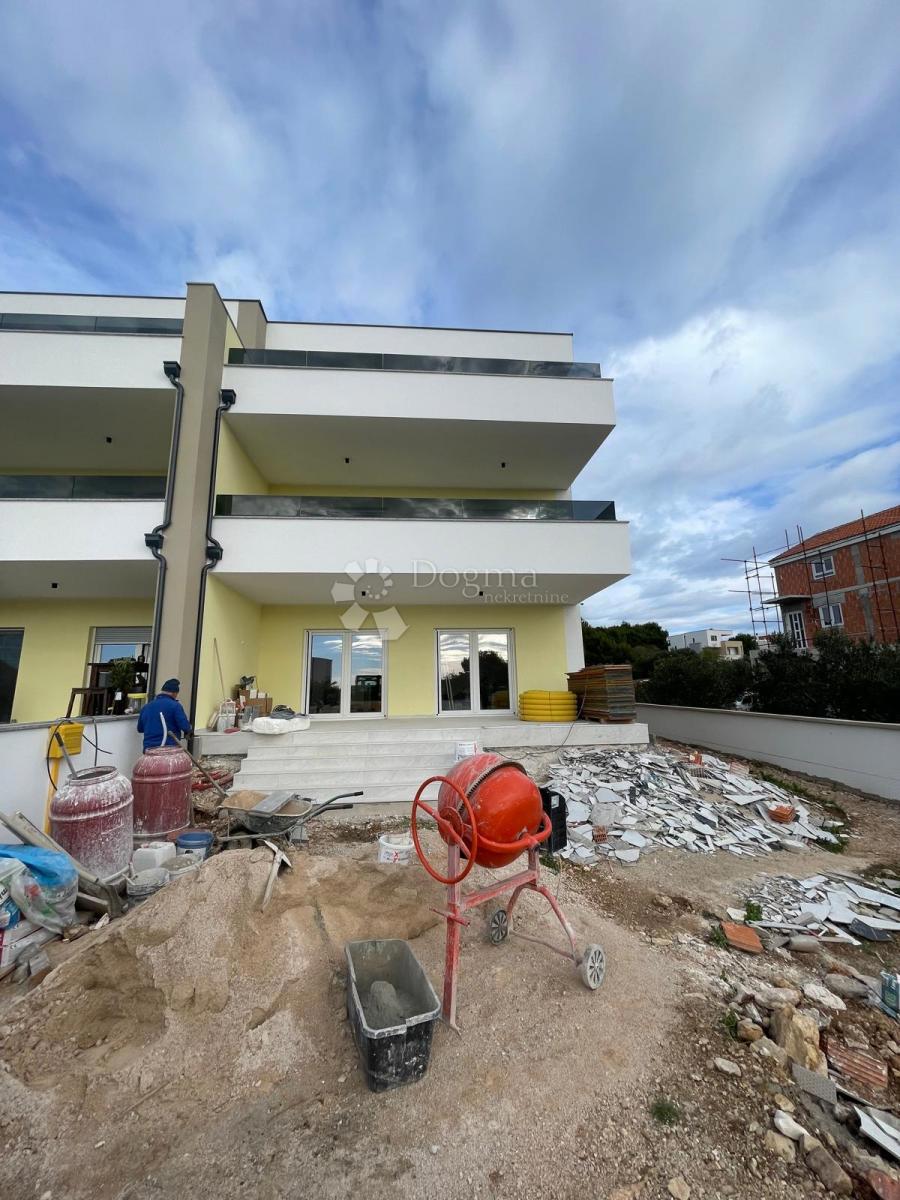 Hiša Tribunj, 243,70m2