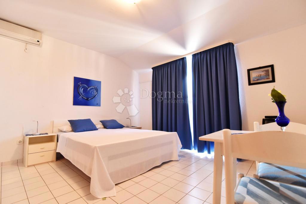 Hiša Diklo, Zadar, 426m2