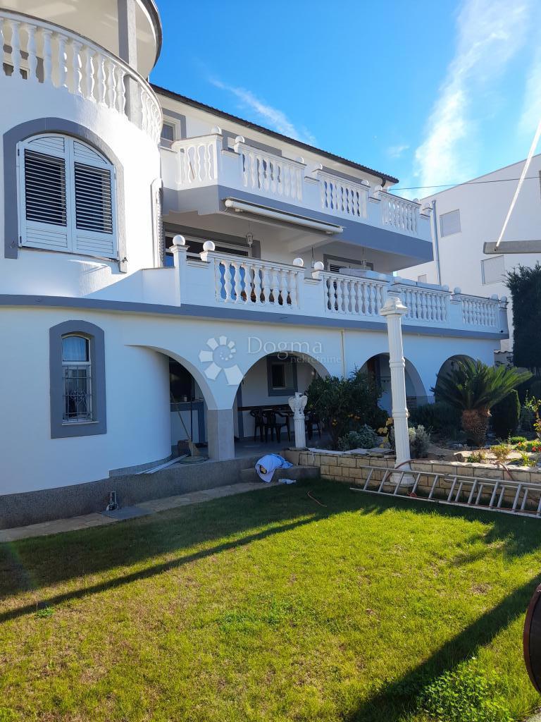 Hiša Diklo, Zadar, 426m2