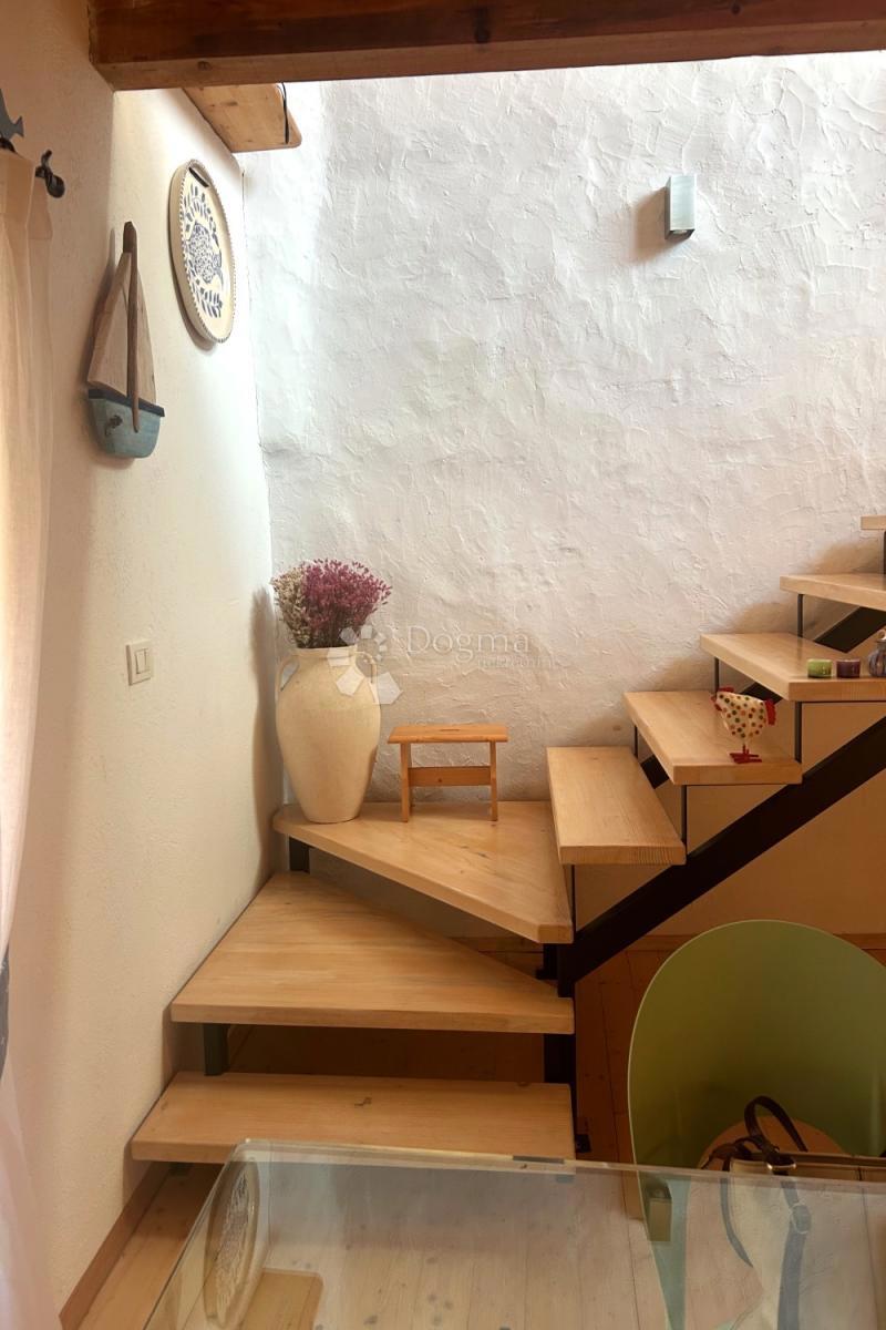 ROVINJ – fantastično dupleks stanovanje z razgledom