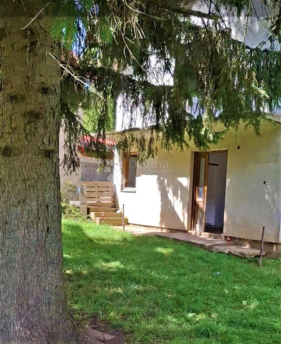 Hiša Donji Lapac, 94m2