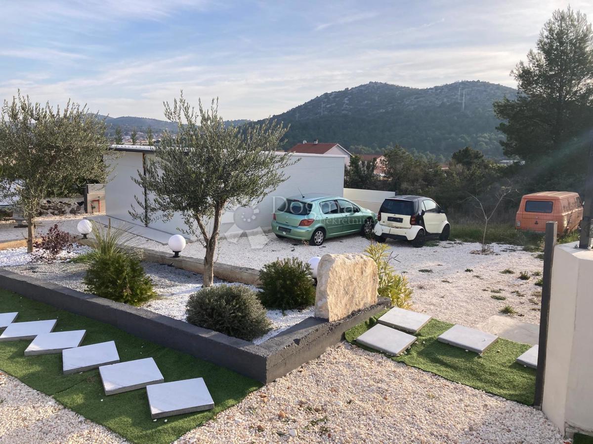 Zazidljivo zemljišče Bilice, Šibenik - Okolica, 580m2