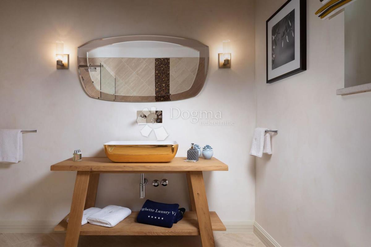 Hiša Vabriga, Tar-Vabriga, 287m2