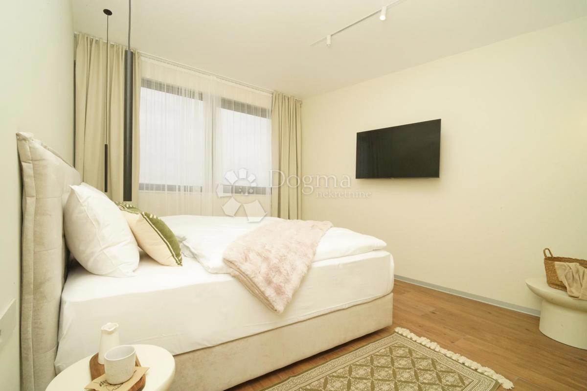 Hiša Kringa, Tinjan, 370m2