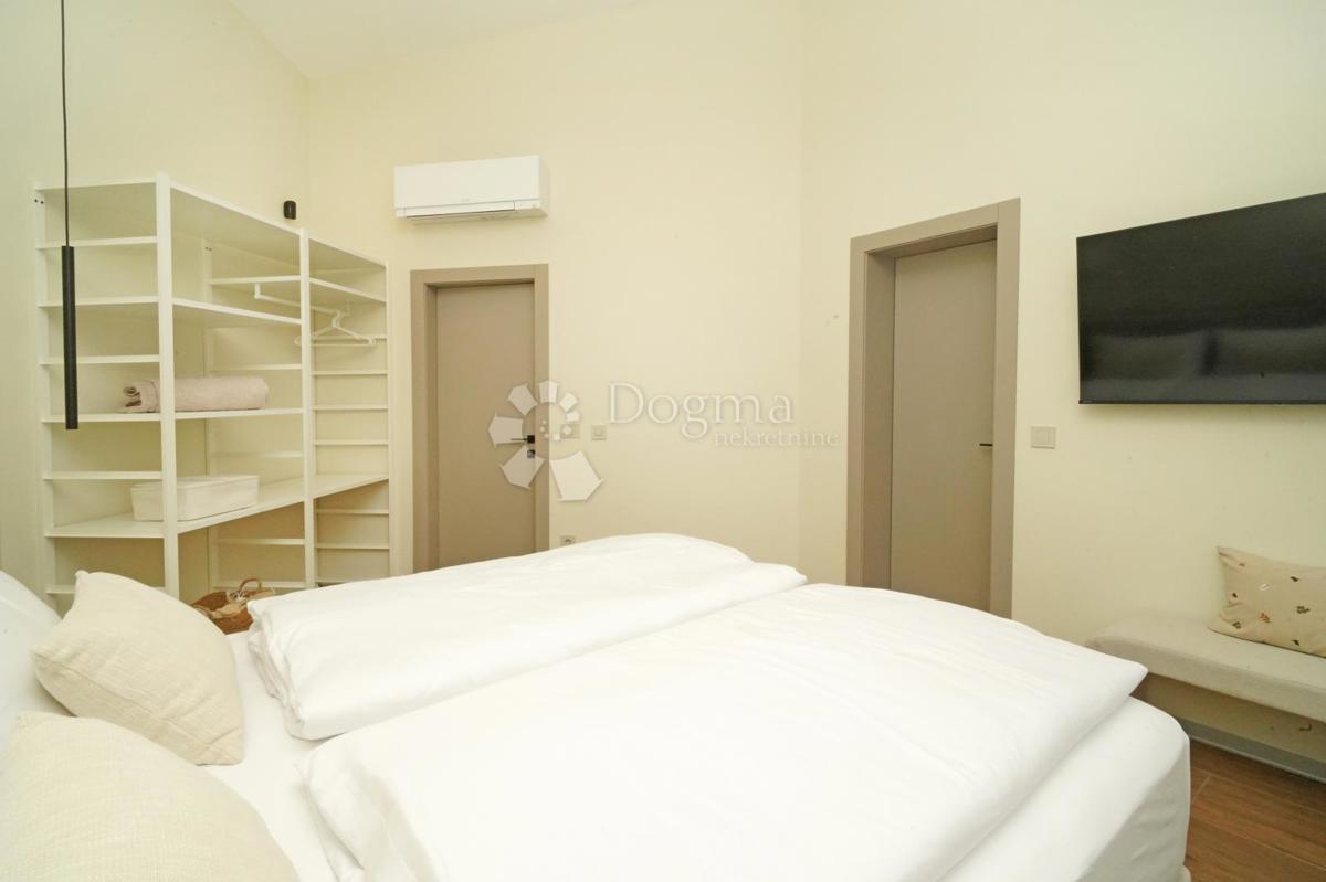 Hiša Kringa, Tinjan, 370m2