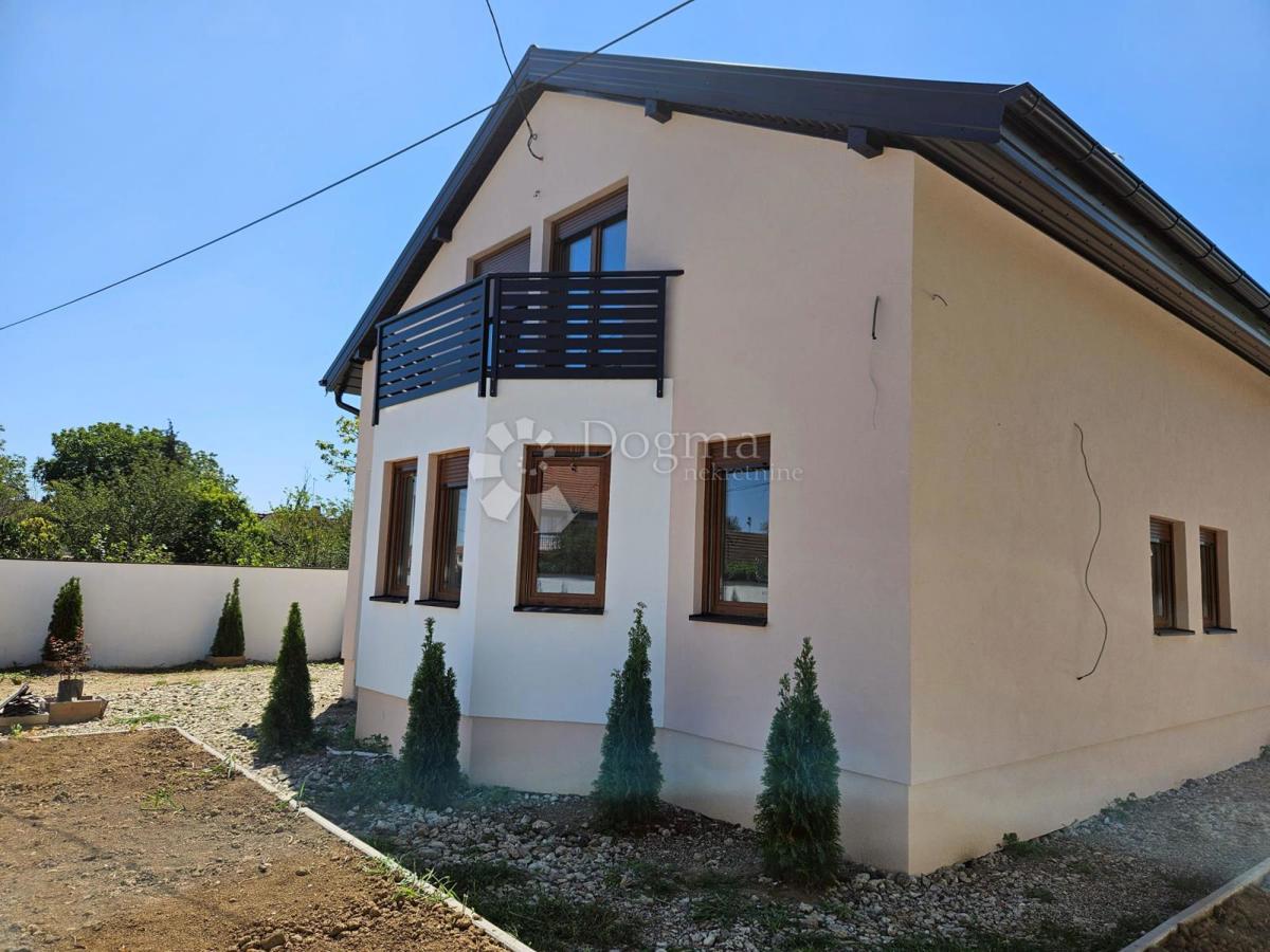 Hiša Sarvaš, Osijek - Okolica, 200m2