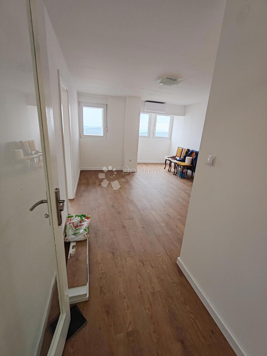 Stanovanje Baldekin, Šibenik, 62m2