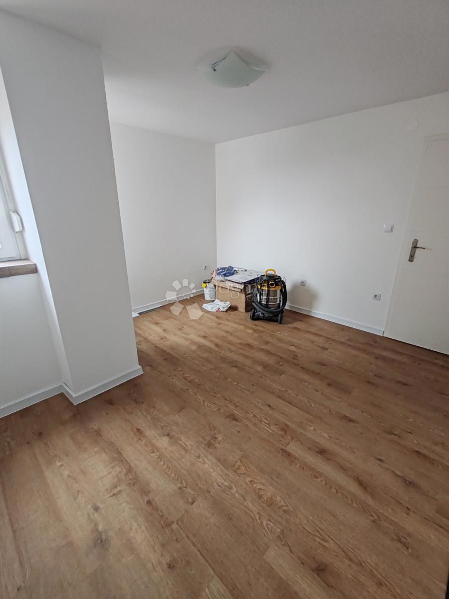 Stanovanje Baldekin, Šibenik, 62m2