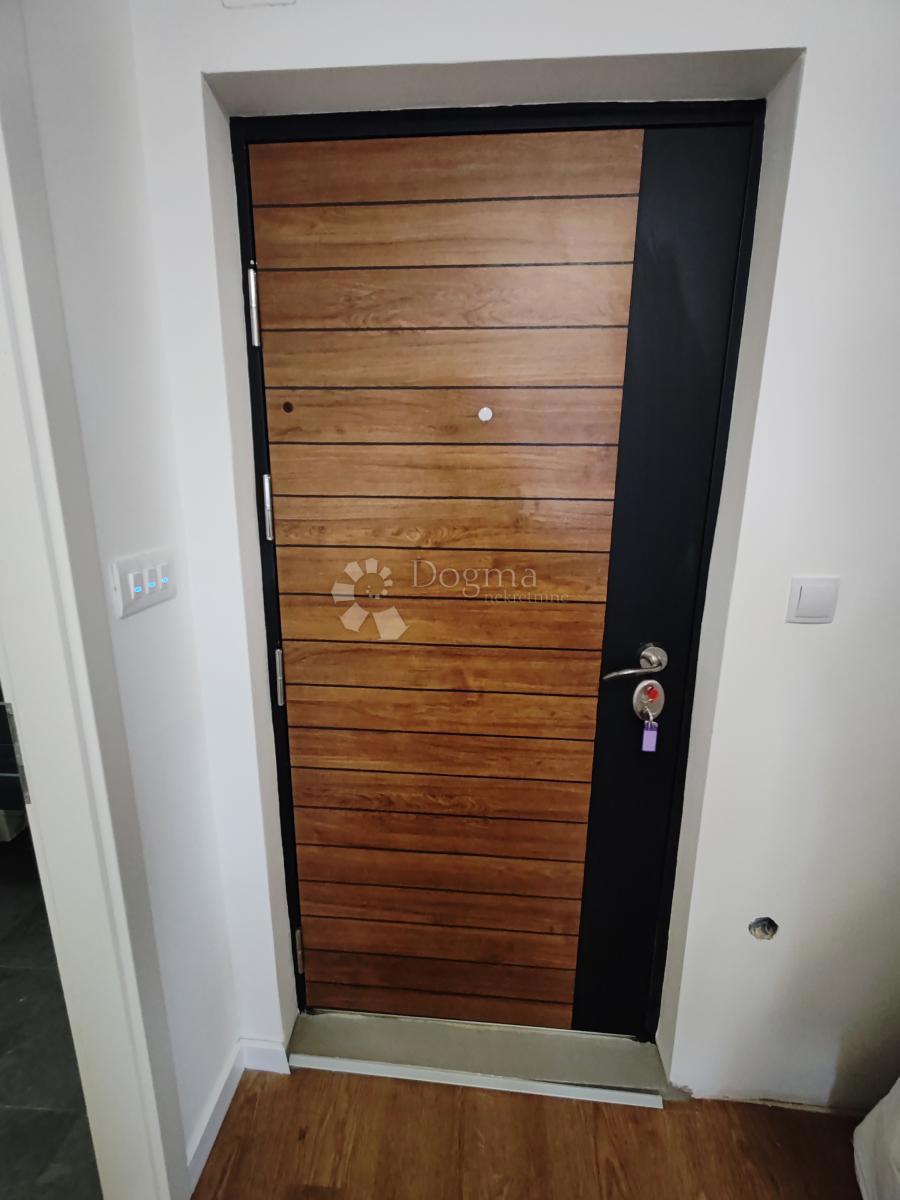 Stanovanje Baldekin, Šibenik, 62m2