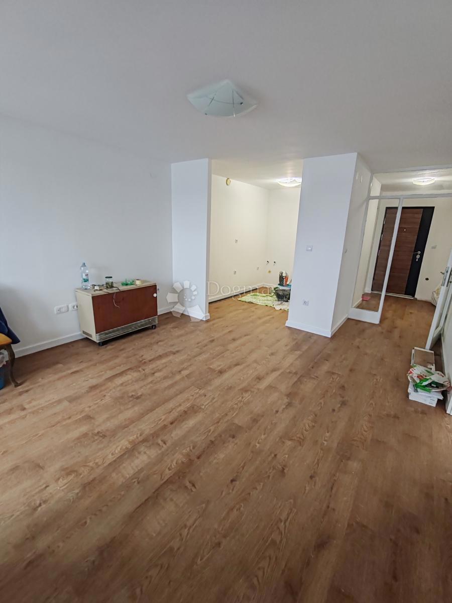 Stanovanje Baldekin, Šibenik, 62m2