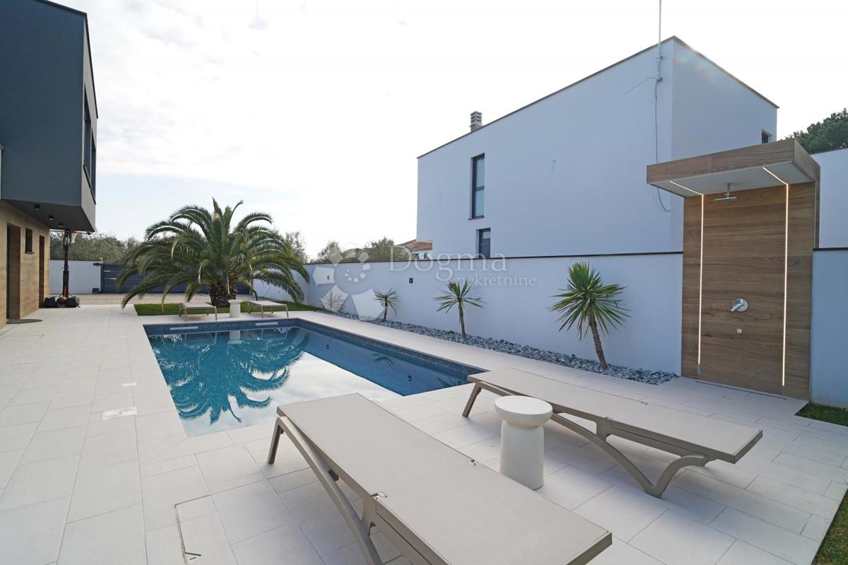 MIR, RAZKOŠJE IN ZASEBNOST V SRCU PULA