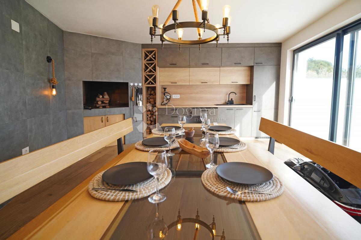 MIR, RAZKOŠJE IN ZASEBNOST V SRCU PULA