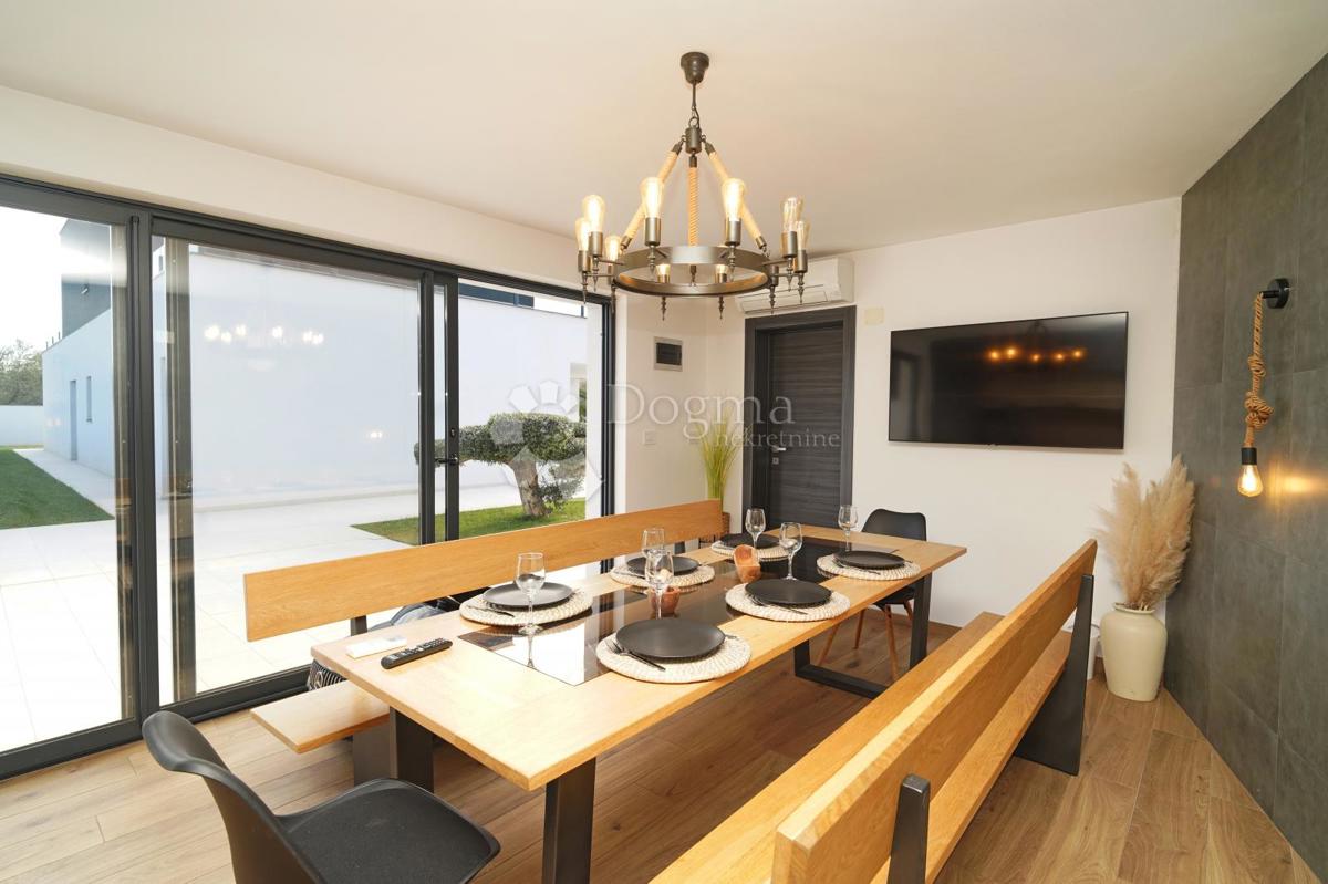 MIR, RAZKOŠJE IN ZASEBNOST V SRCU PULA