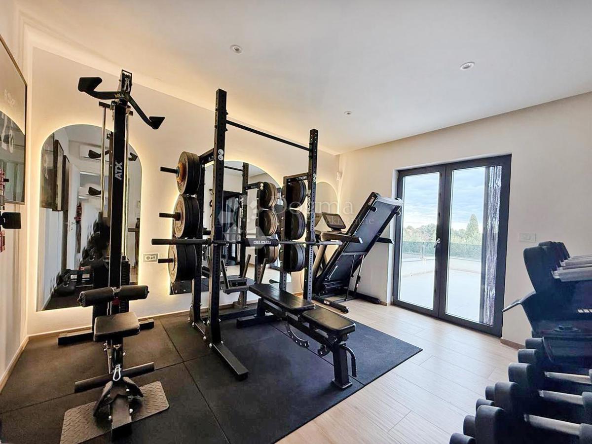 MIR, RAZKOŠJE IN ZASEBNOST V SRCU PULA