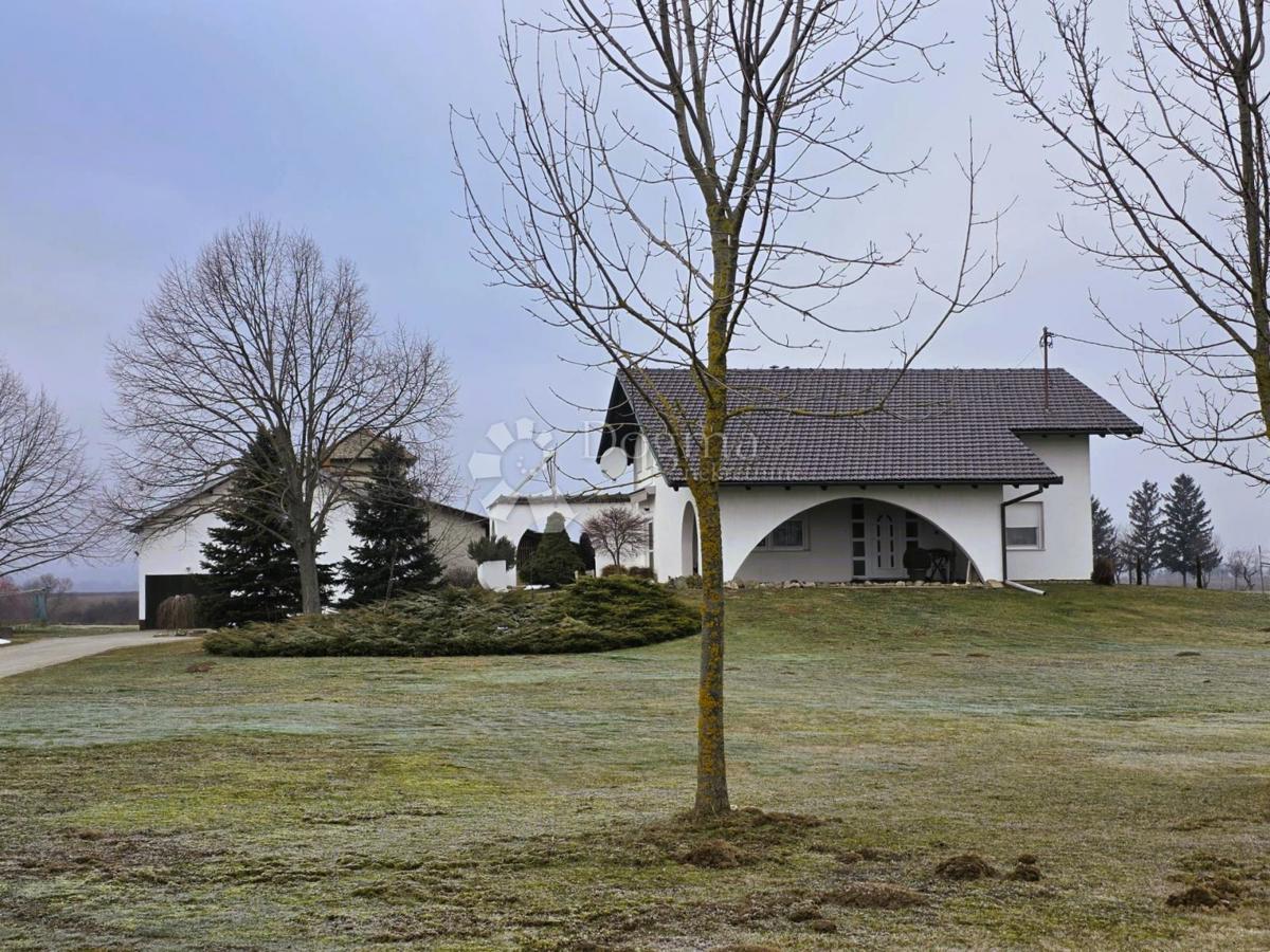 Hiša Gašinci, Satnica Đakovačka, 138m2