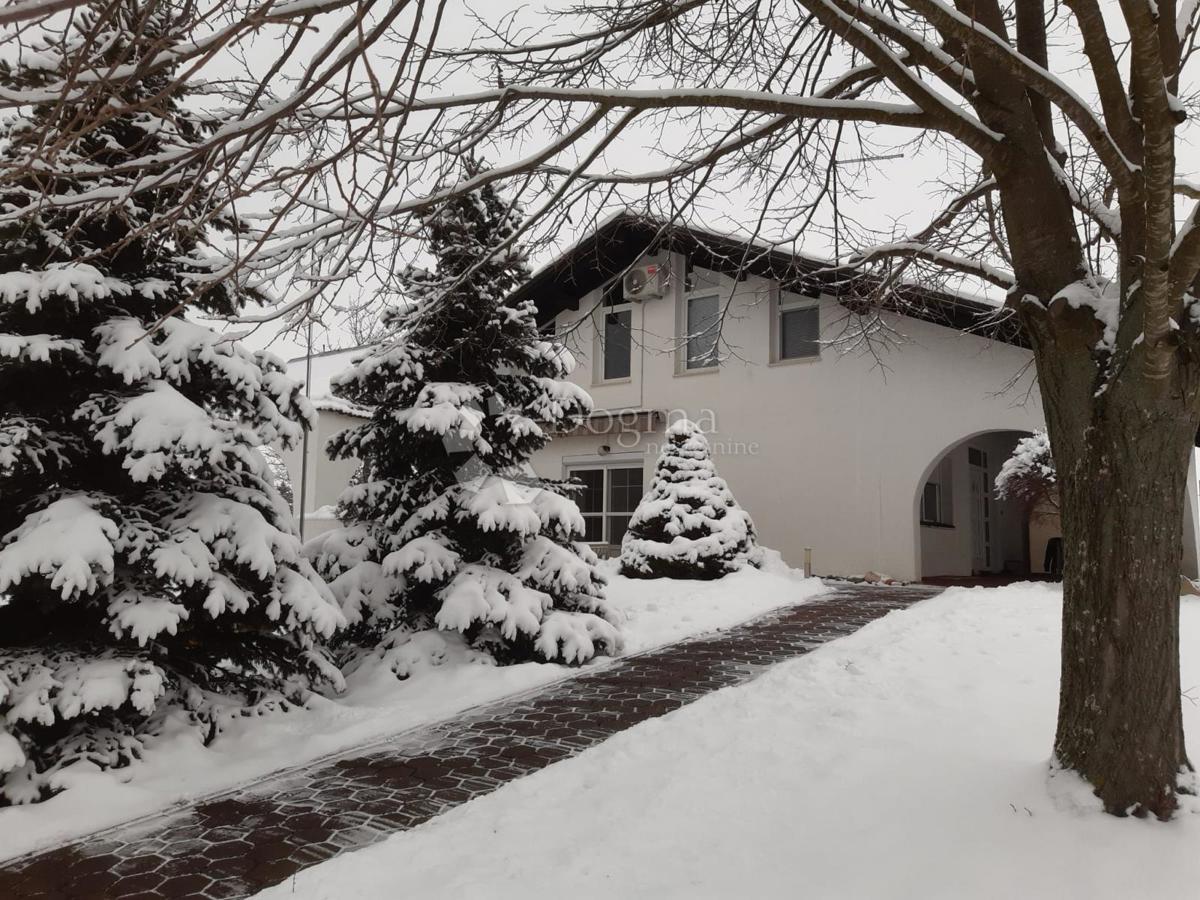 Hiša Gašinci, Satnica Đakovačka, 138m2