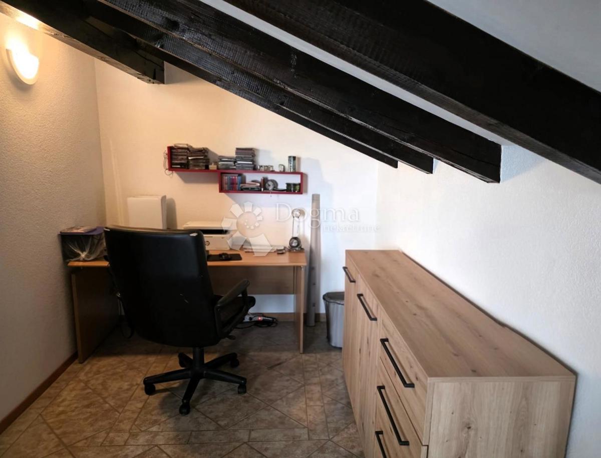 Hiša Gašinci, Satnica Đakovačka, 138m2