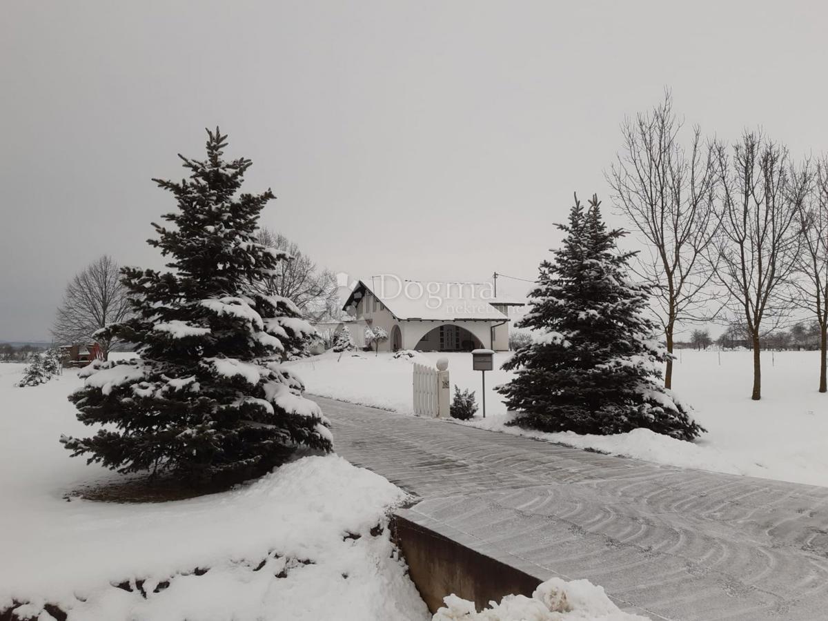 Hiša Gašinci, Satnica Đakovačka, 138m2