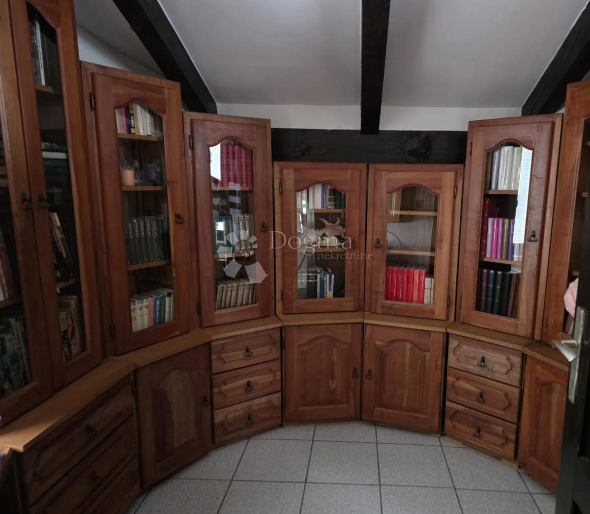 Hiša Gašinci, Satnica Đakovačka, 138m2