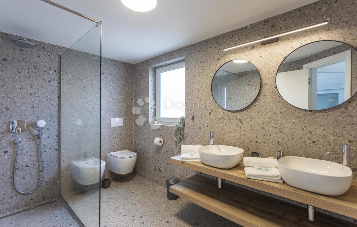 Hiša Medulin, 186m2