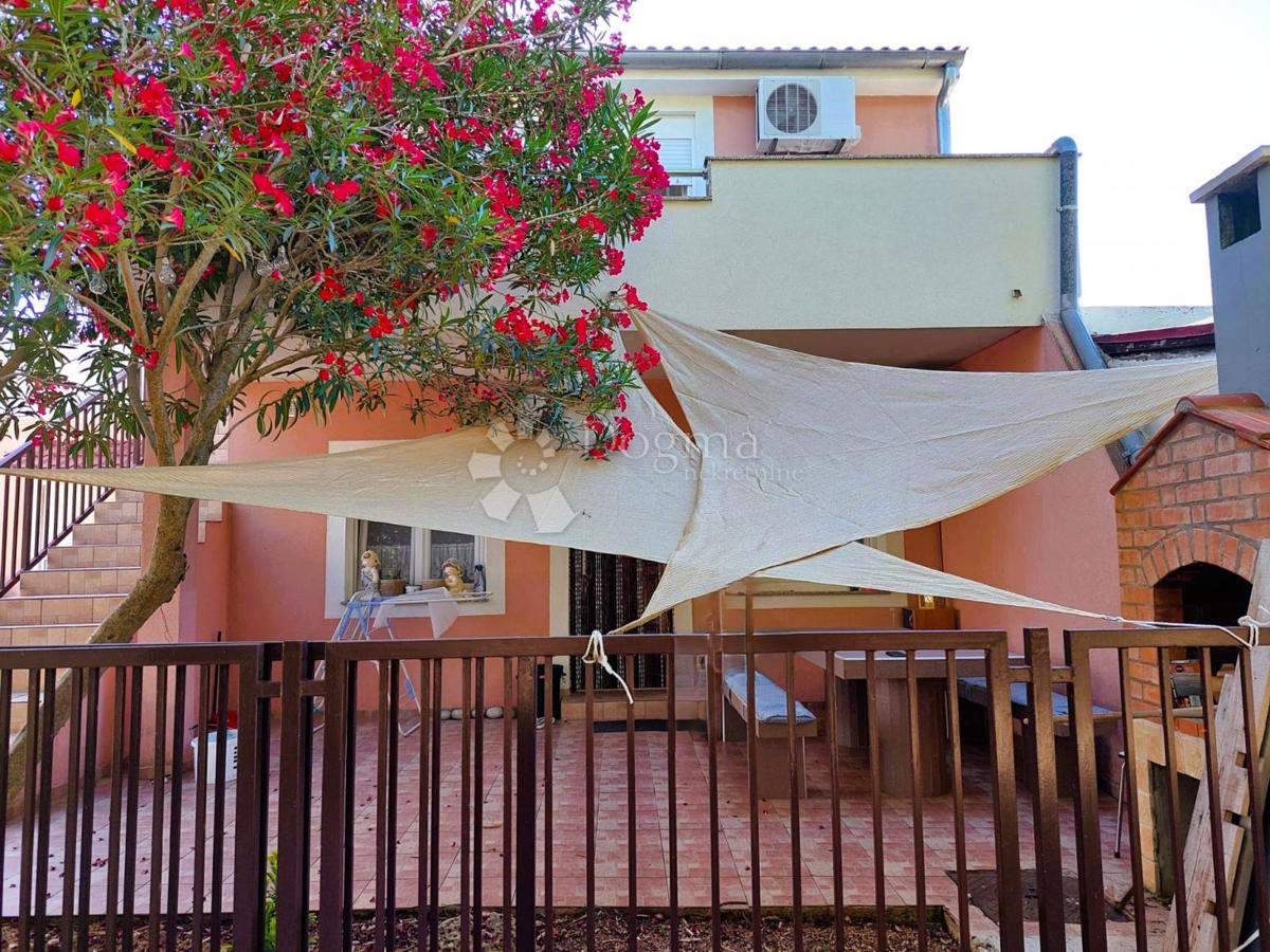 Hiša Gornji Karin, Obrovac, 116,87m2