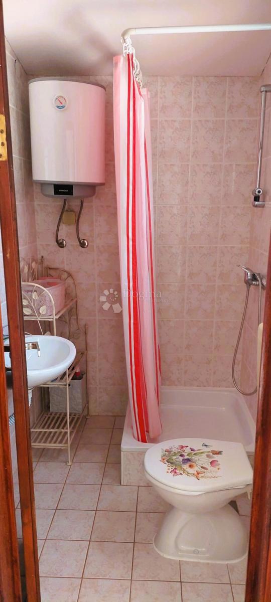 Hiša Gornji Karin, Obrovac, 116,87m2