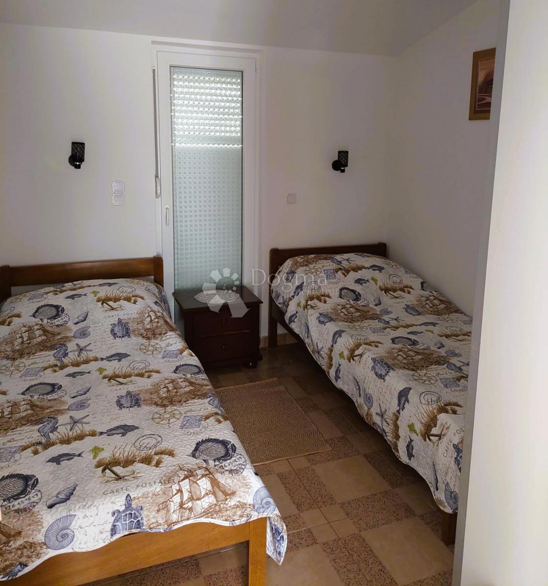 Hiša Gornji Karin, Obrovac, 116,87m2