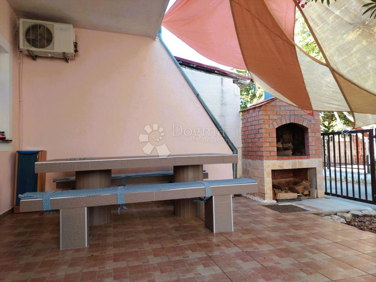 Hiša Gornji Karin, Obrovac, 116,87m2