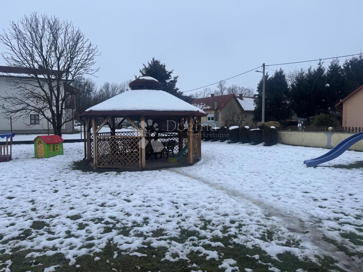 Hiša Otok Virje, Cestica, 120m2