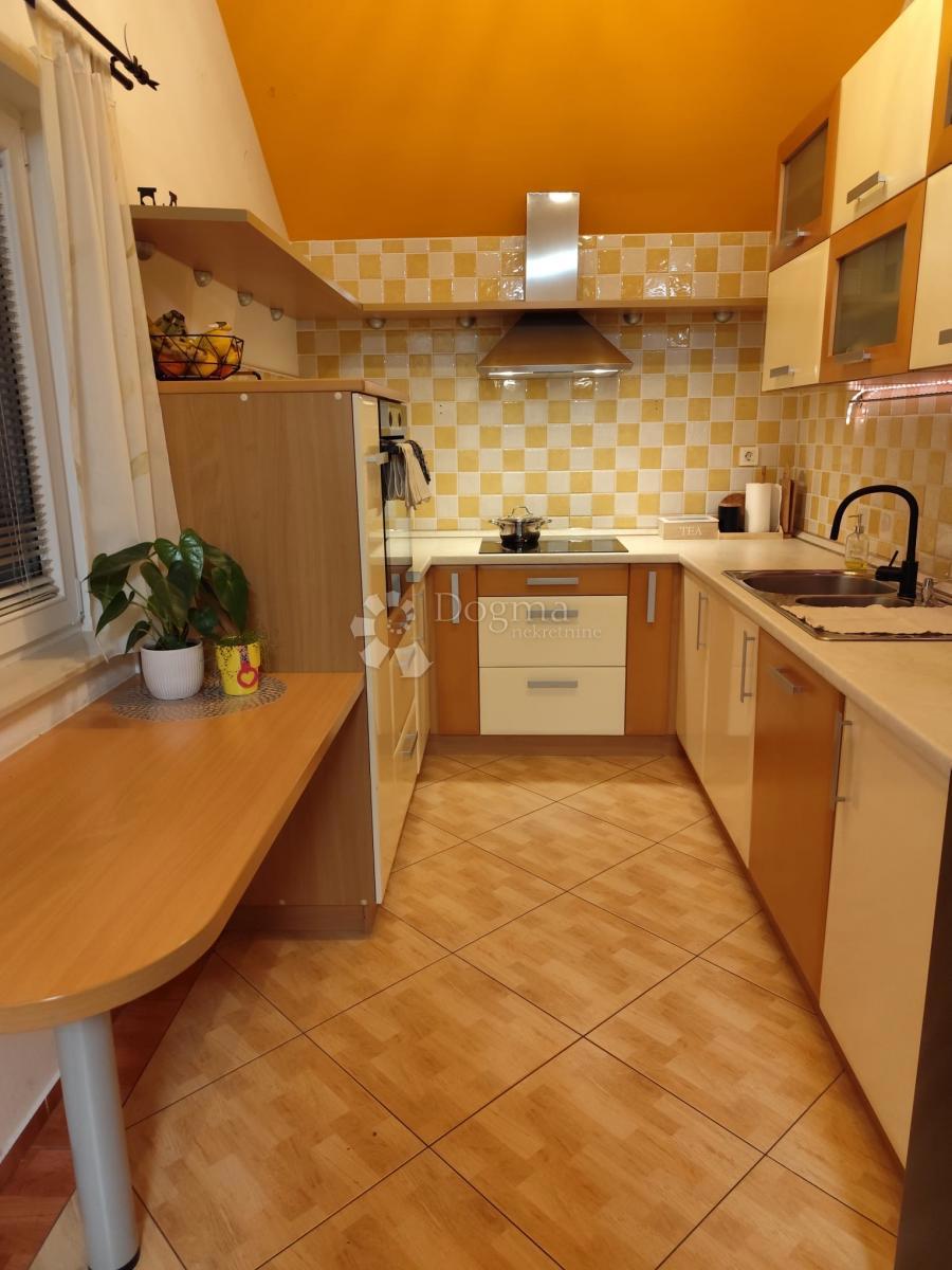 Hiša Otok Virje, Cestica, 120m2