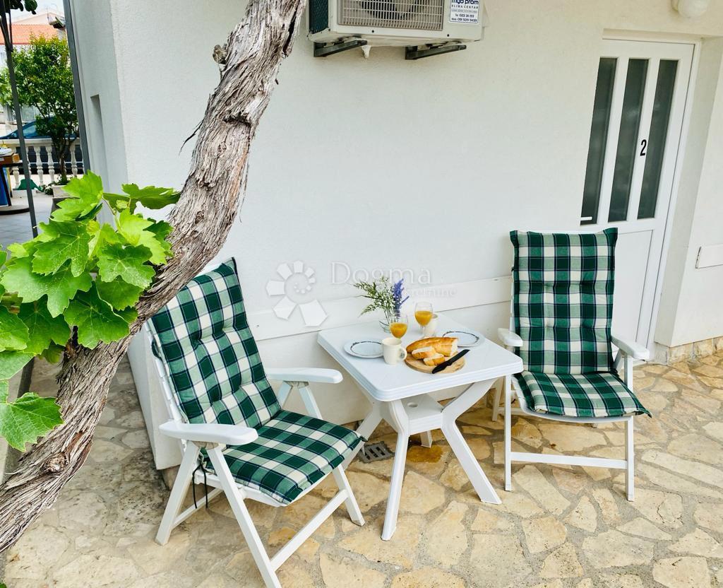 Hiša Rogoznica, 195m2