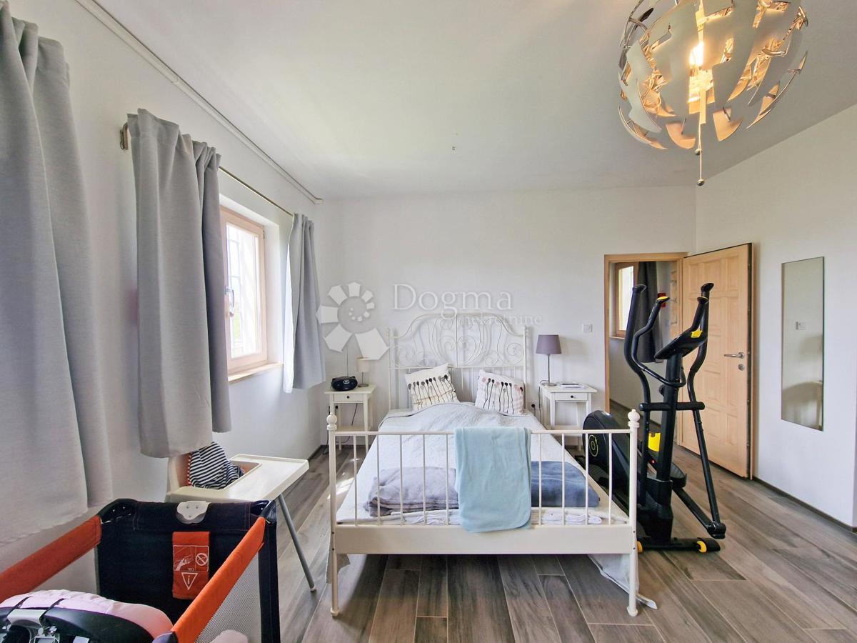 Hiša Pomer, Medulin, 135m2