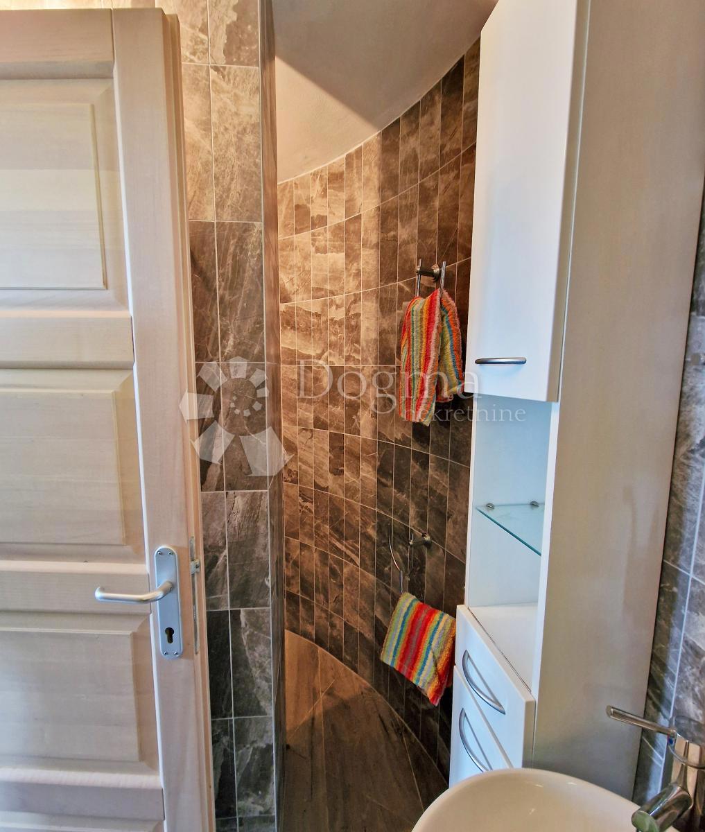 Hiša Pomer, Medulin, 135m2