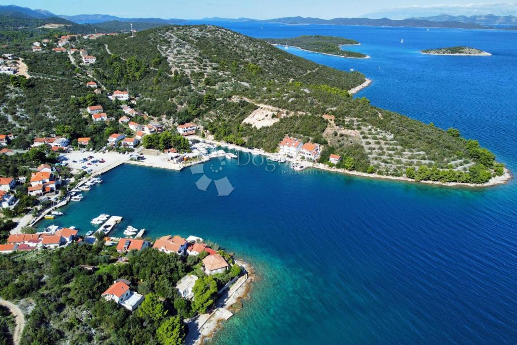 Zazidljivo zemljišče Zaglav, Sali, 882m2