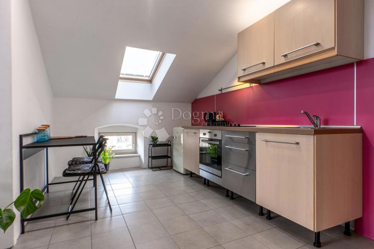 Stanovanje Centar, Rijeka, 85m2