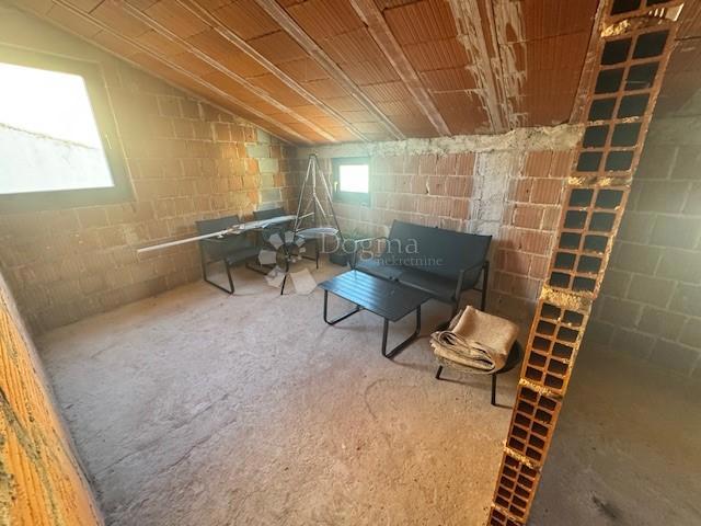 Hiša Crikvenica, 180m2