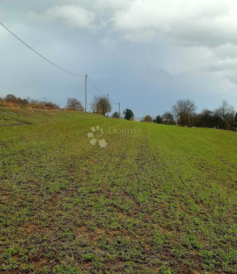 Zazidljivo zemljišče Ogulin, 1.132m2