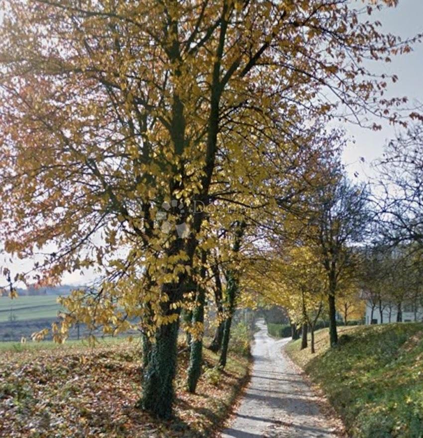 Zazidljivo zemljišče Ogulin, 1.114m2