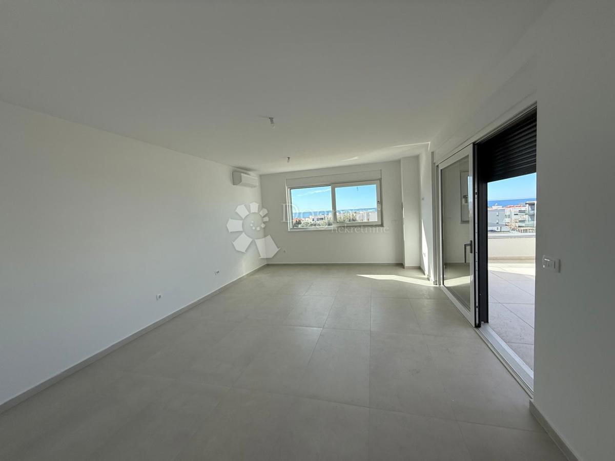 Apartma Novalja, 112m2
