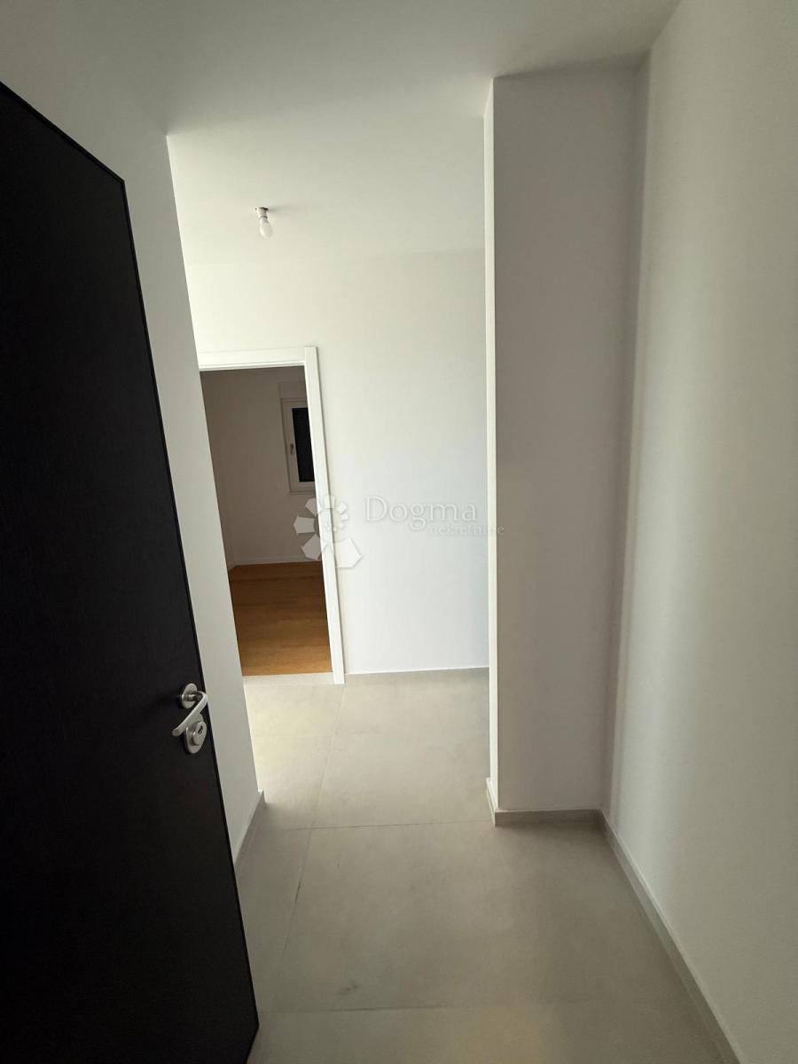 Apartma Novalja, 112m2