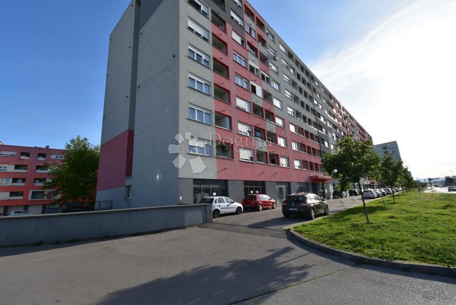 Garaža Lanište, Novi Zagreb - Zapad, 11,55m2