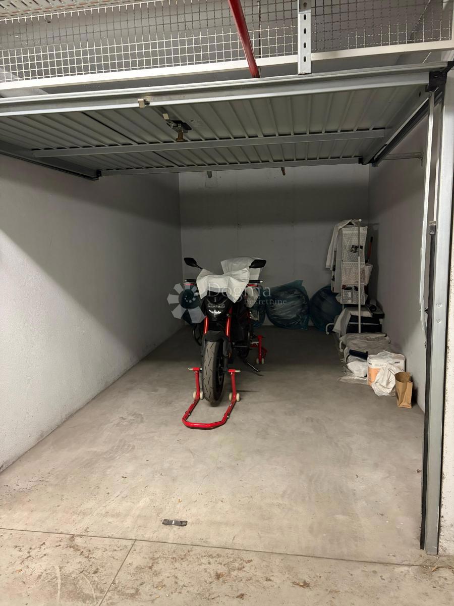 Garaža Lanište, Novi Zagreb - Zapad, 11,55m2