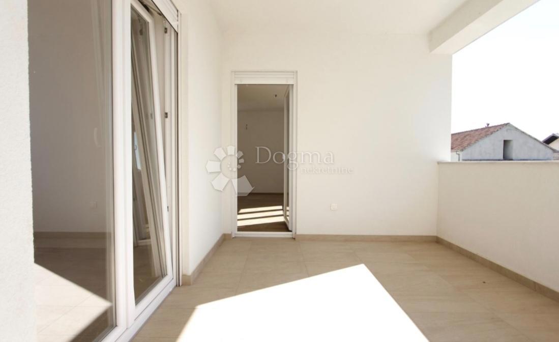 Hiša Vodice, 244,13m2