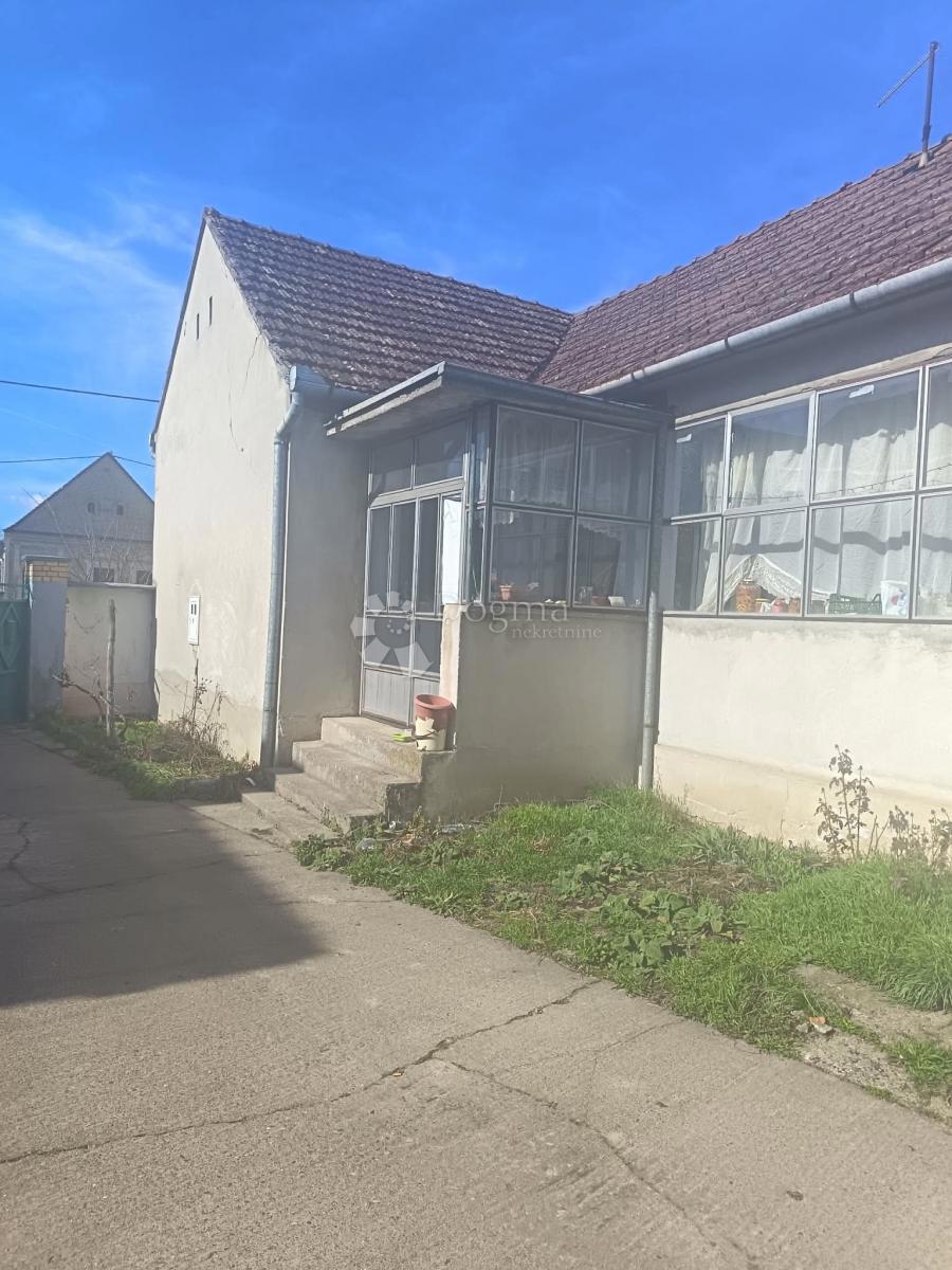 Hiša Korog, Tordinci, 1.567m2