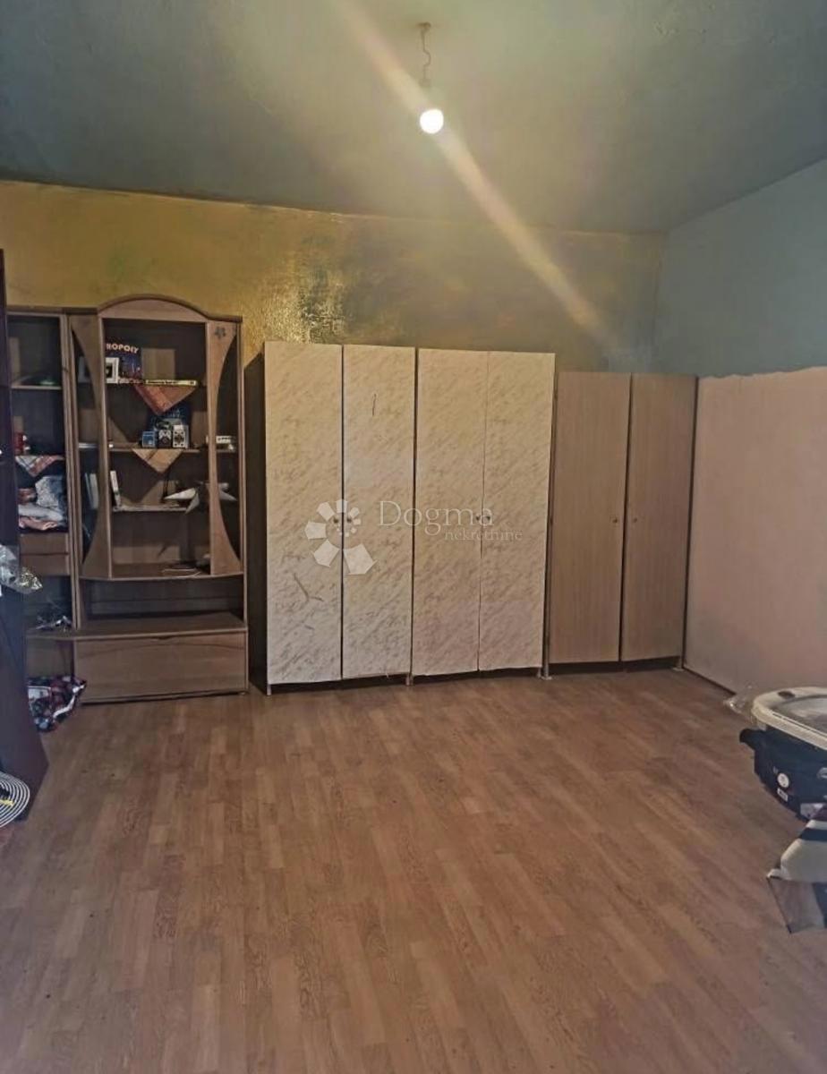 Hiša Korog, Tordinci, 1.567m2