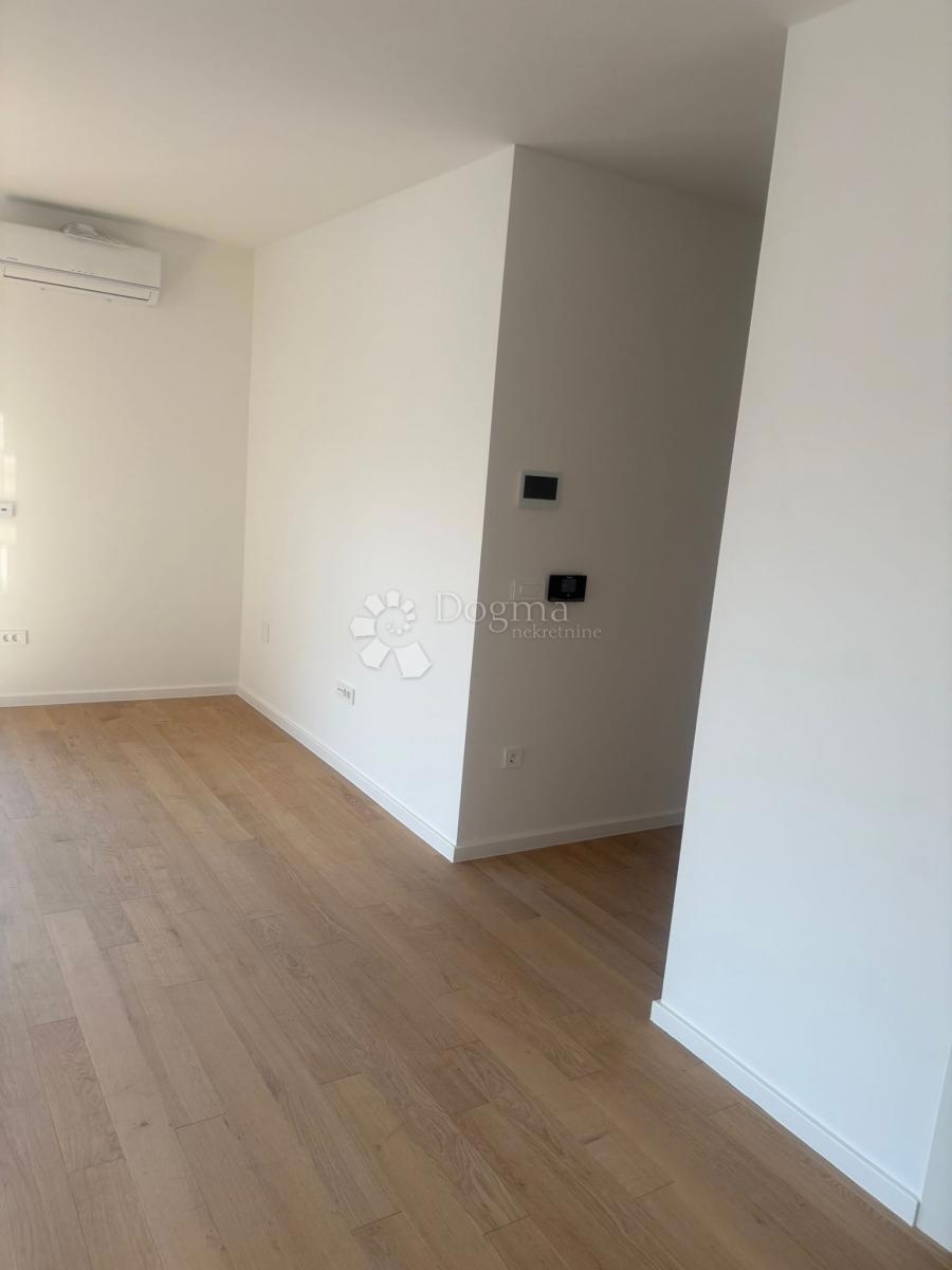 Stanovanje Centar, Velika Gorica, 120m2