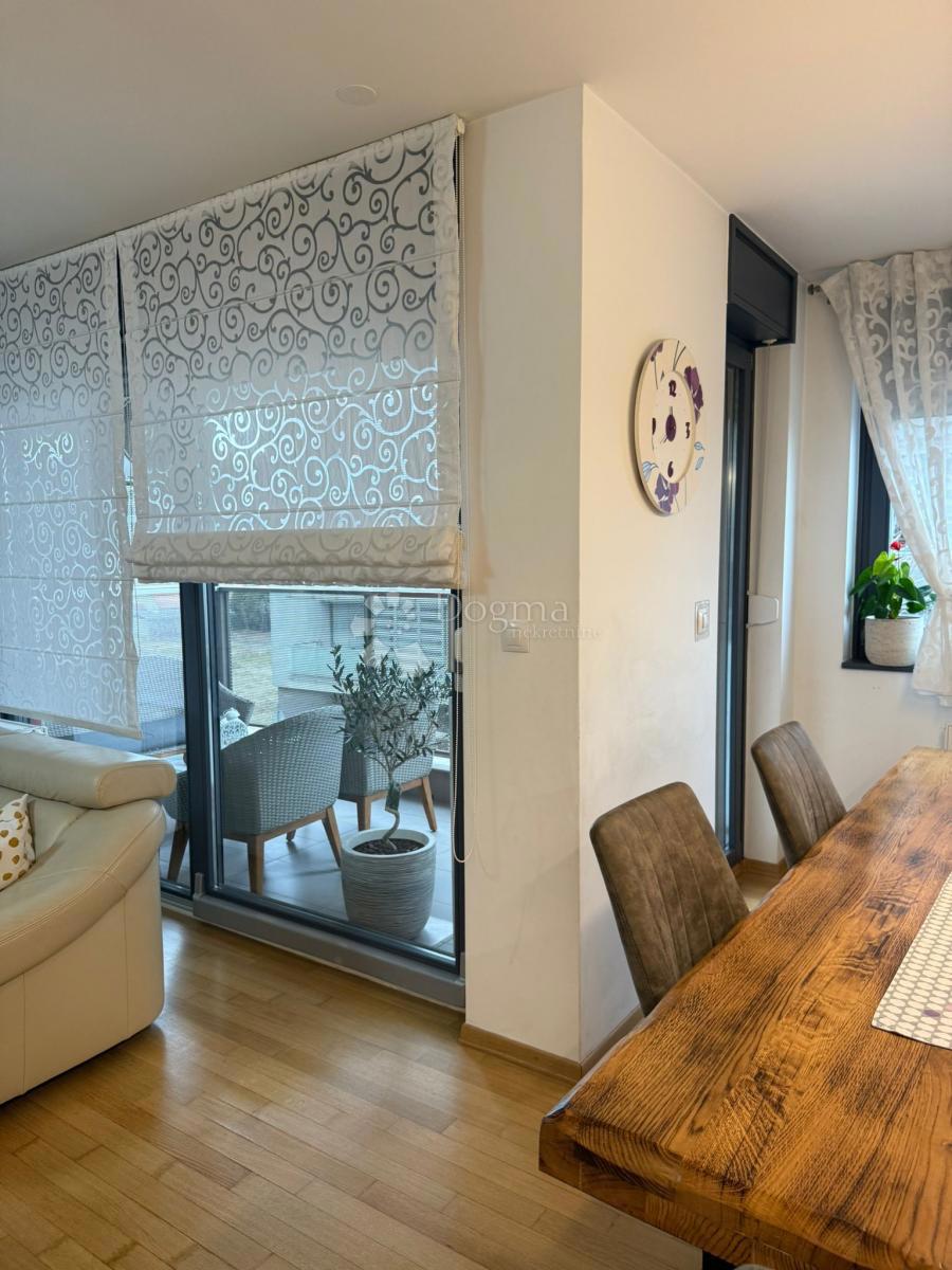 Stanovanje Donji grad, Donji Grad, 152,82m2