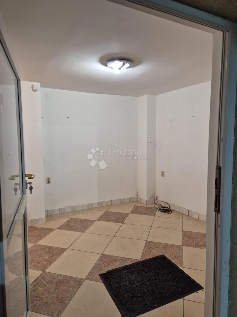 Stanovanje Gornji grad / Centar, Osijek, 13m2